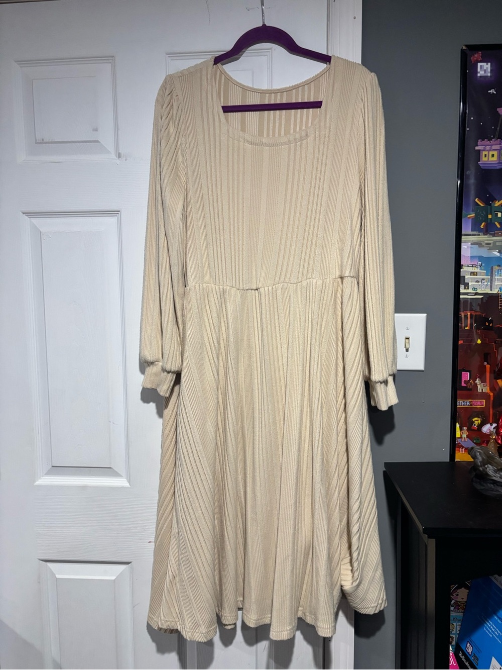Women's Cream Long Sleeve Textured Midi Dress